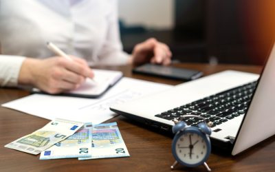 10 razones para externalizar la gestión de nóminas en Sevilla